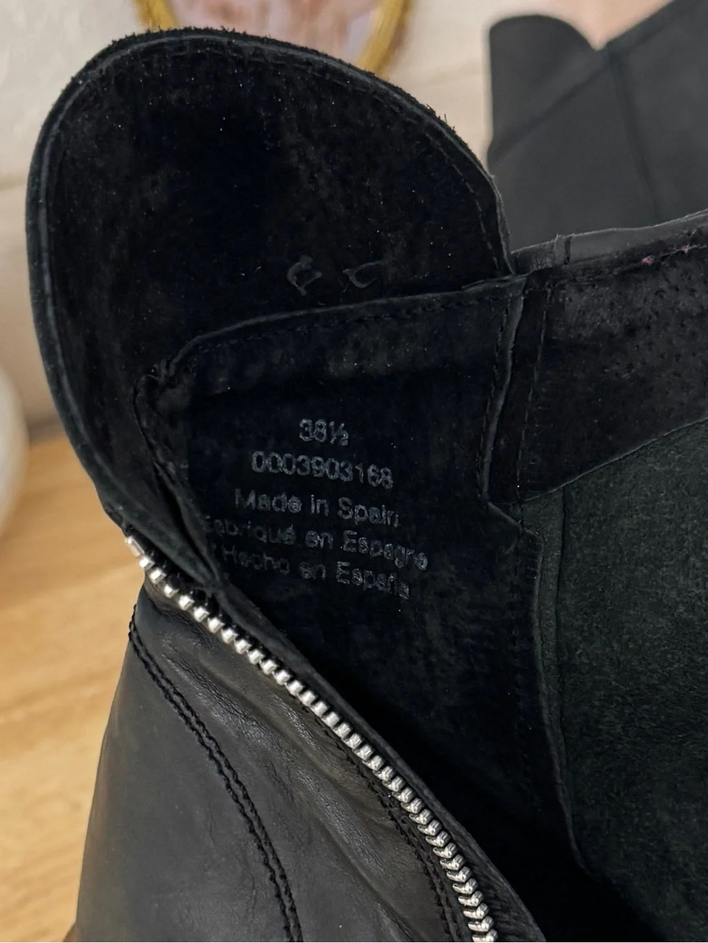 Free People black leather chunky platform ankle boots in size 38.5 🖤 Grunge Boho